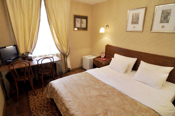 Admiralteyskaya Hotel St. Petersburg Rom bilde